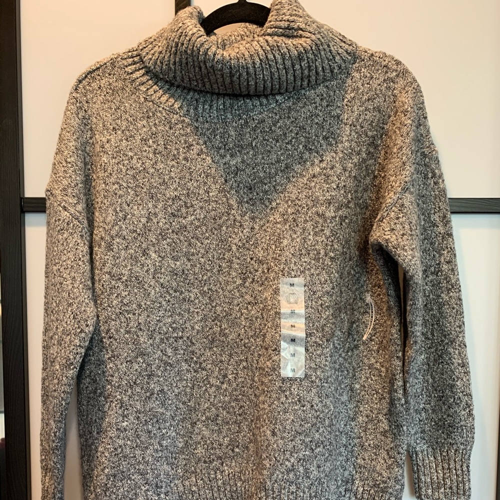 New Old Navy Sweater